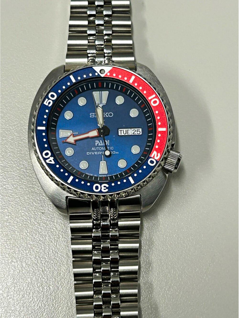 Seiko PADI Automatic Diver 200m Blue Dial Pepsi Bezel Day/Date Jubilee Bracelet